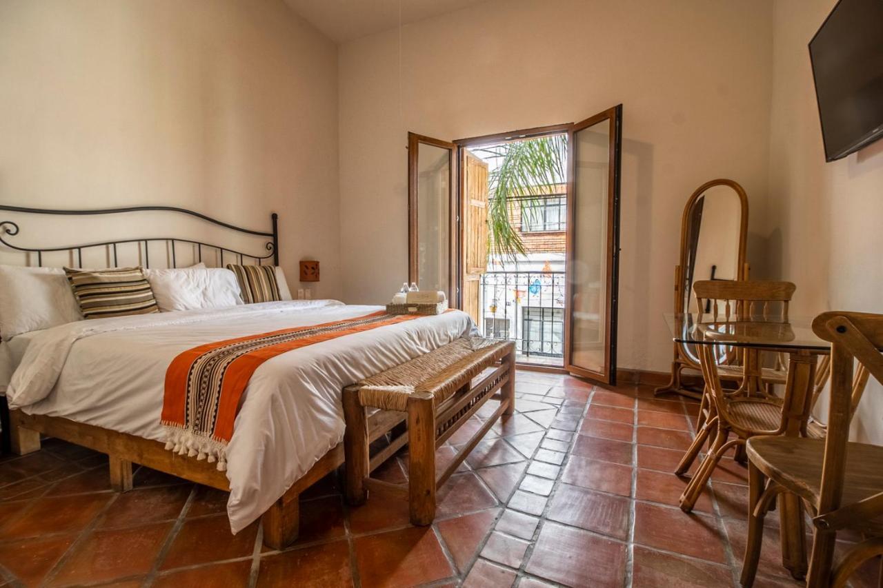 ホテル Puerta San Pedro トラケパケ エクステリア 写真